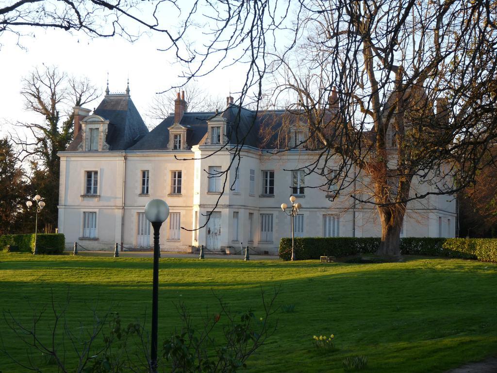 Hotel Ariane Joué-lés-Tours Exterior foto